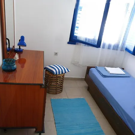 Sub-vacation Apartment