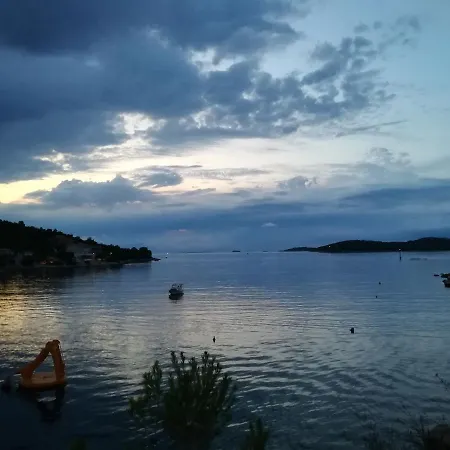 Sub-vacation Apartment Razanj
